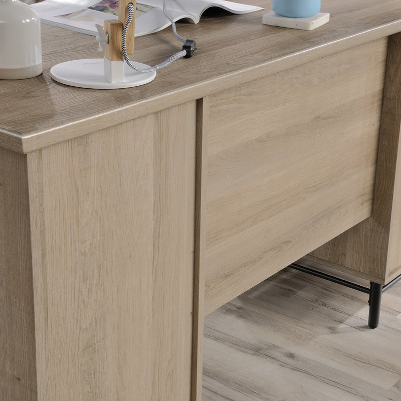 Bureau de direction, finition brune