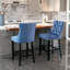 Velours moderne avec tirettes faites à la main, coussin en mousse, base en bois - bleu de 2 rembourrés, mousse haute densité, garniture cloutée-125550886