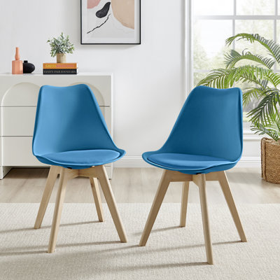 Chaise d'appoint rembourrée en faux cuir Stolm
