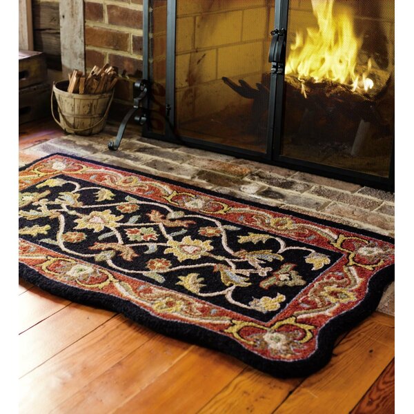 Plow & Hearth Hand-Hooked Wool Dogs Stay Accent Rug