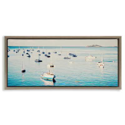 «Boat Fleet Marina», art mural encadré flottant par Jairo Rodriguez