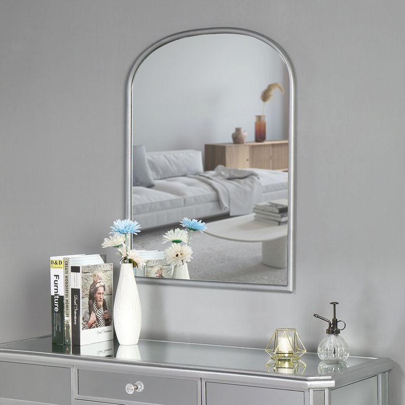 Miroir de salle de bain Bhavith, Argent, 40 po x 33,8 po