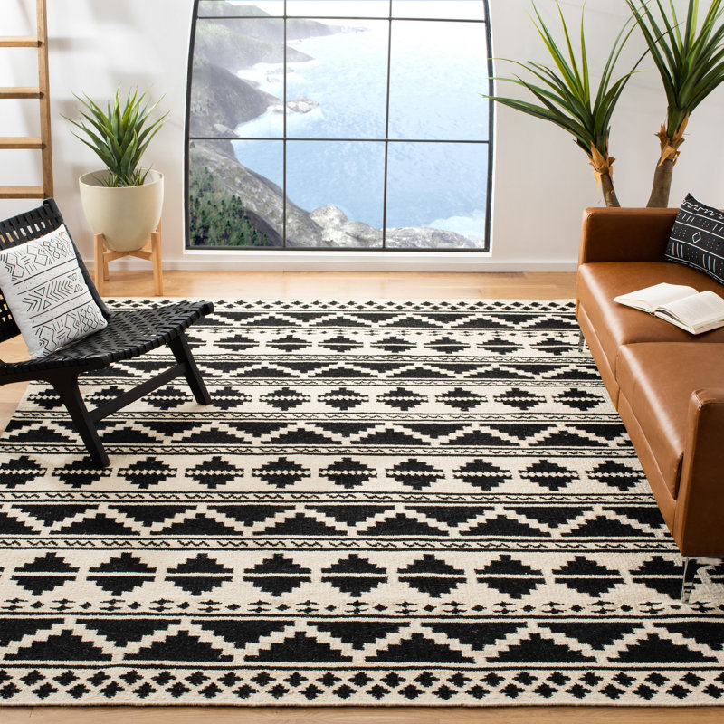 Tapis style sud-ouest en laine tissé à la main Aderinsola, Rectangle 4 pi x 6 pi