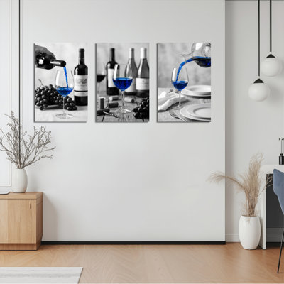 Ensemble de 3 tableaux sur toile noire et blanche représentant du vin bleu, parfaits pour la décoration de la cuisine, du salon ou de la chambre.