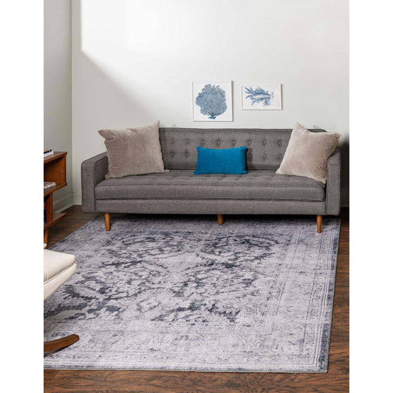 Heyde Chenille Oriental Indoor Rug, Square 7'6"