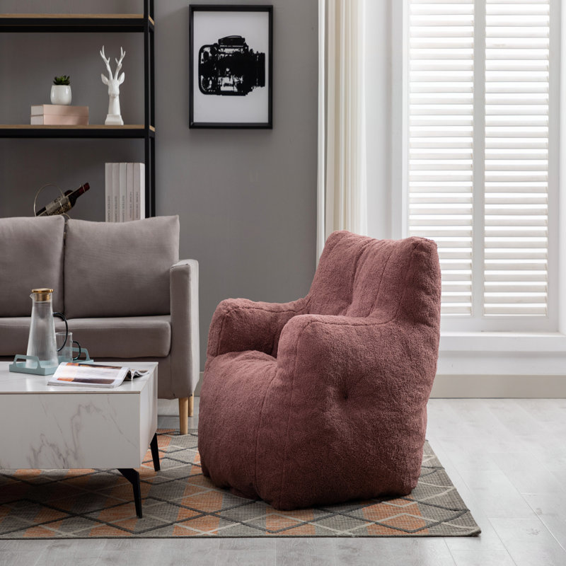Chaises d'appoint, Ours en peluche rouge