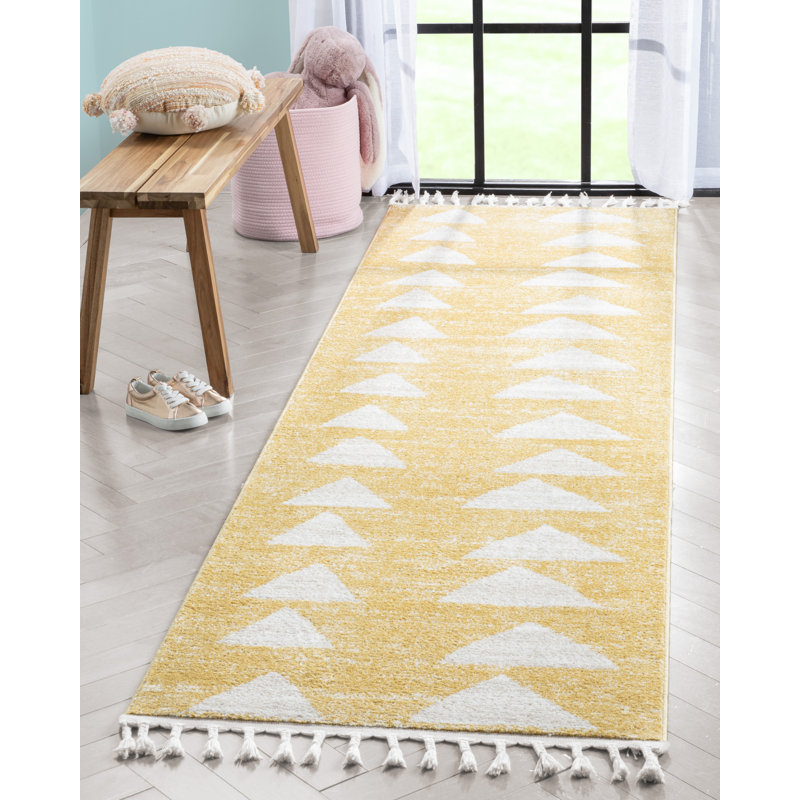 Tapis jaune à motif géométrique Markos, Tapis de couloir 2 pi 7 po x 9 pi 10 po