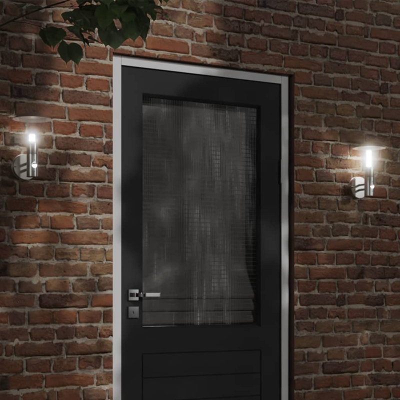 Dasjah Plug-in 1 Light Outdoor Wall Light, Silver