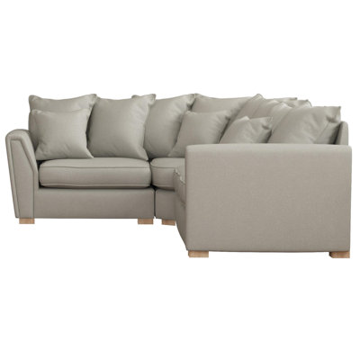Wendleberry Corner with two seats, Scatter Back