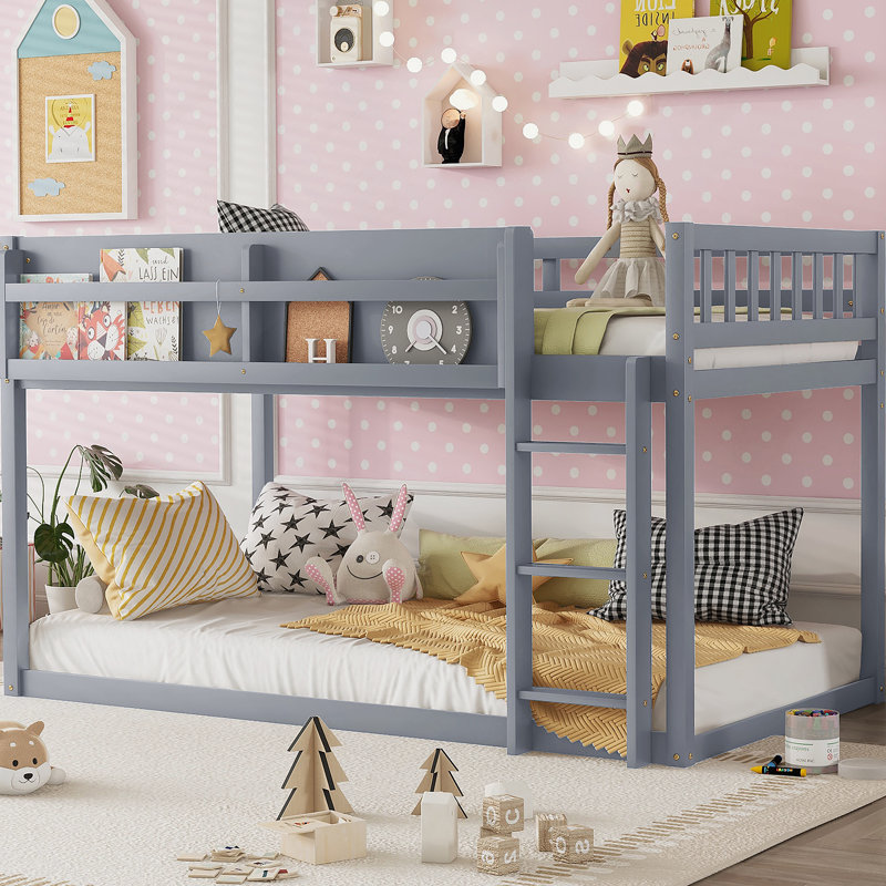 Lit superposé bas simple au-dessus d'un lit simple, lit superposé au sol avec échelle, fabrication en bois massif pour enfants et adolescents, gris, peu encombrant et sécuritaire