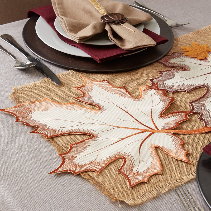 Pudalov Wine and Sunshine Table Runner, Leaves