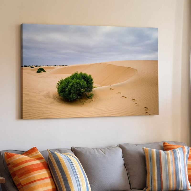 Toile, "Un vaste paysage désertique sous un ciel couvert et doux", art mural ondulant des dunes de sable, H 9 po x l 12 po