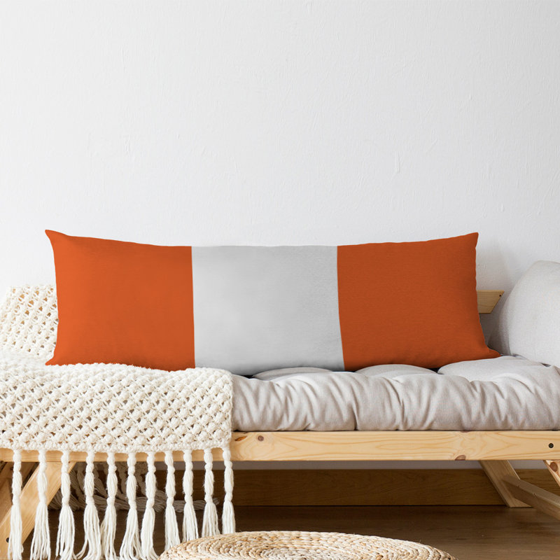 Oreiller de corps en polyester / polyester Arizona Football Stripes, Orange / blanc moyen, Aaru 