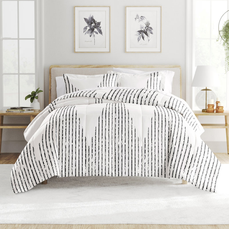 Soft Diamond Stripe Down-Alternative Comforter Set, King / Cal-King