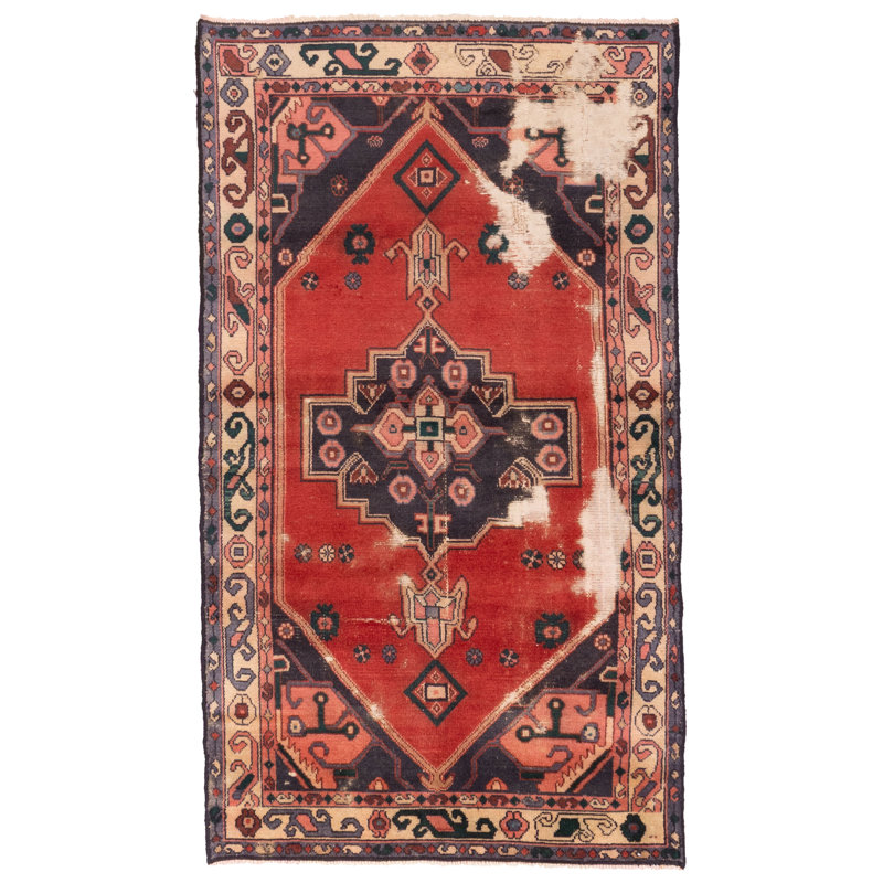 Tapis rouge Antalya 3 pi 6 po x 6 pi 1 po