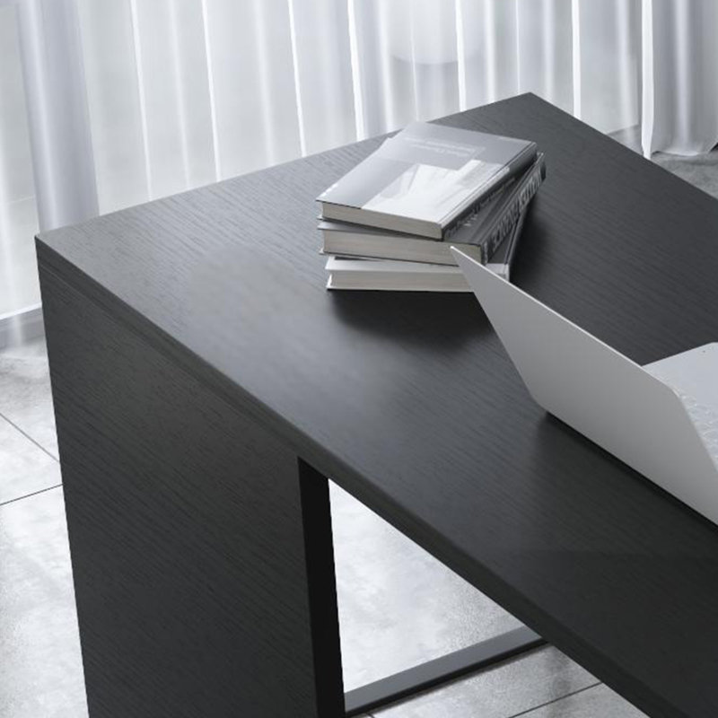 Bureau noir élégant et minimaliste, 29.52" H x 62.99" W x 23.62" D