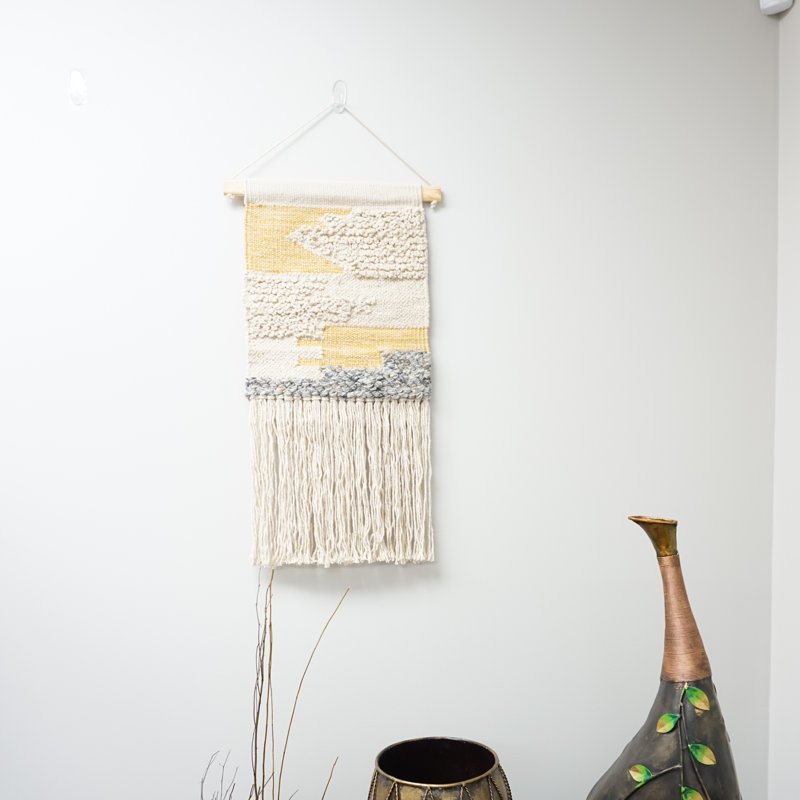 Applique murale en laine et coton macramé avec tringle incluse, Bleu / jaune / irovisé, H 27 po x l 13 po