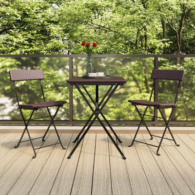 Chaises de bistro pliantes en poly rotin et acier