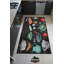 Tapis en polyester tissé à la machine en noir / blanc / rouge-1995123330