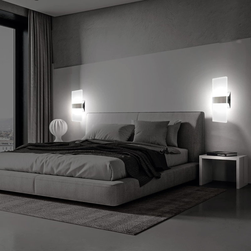 Wall Lamp