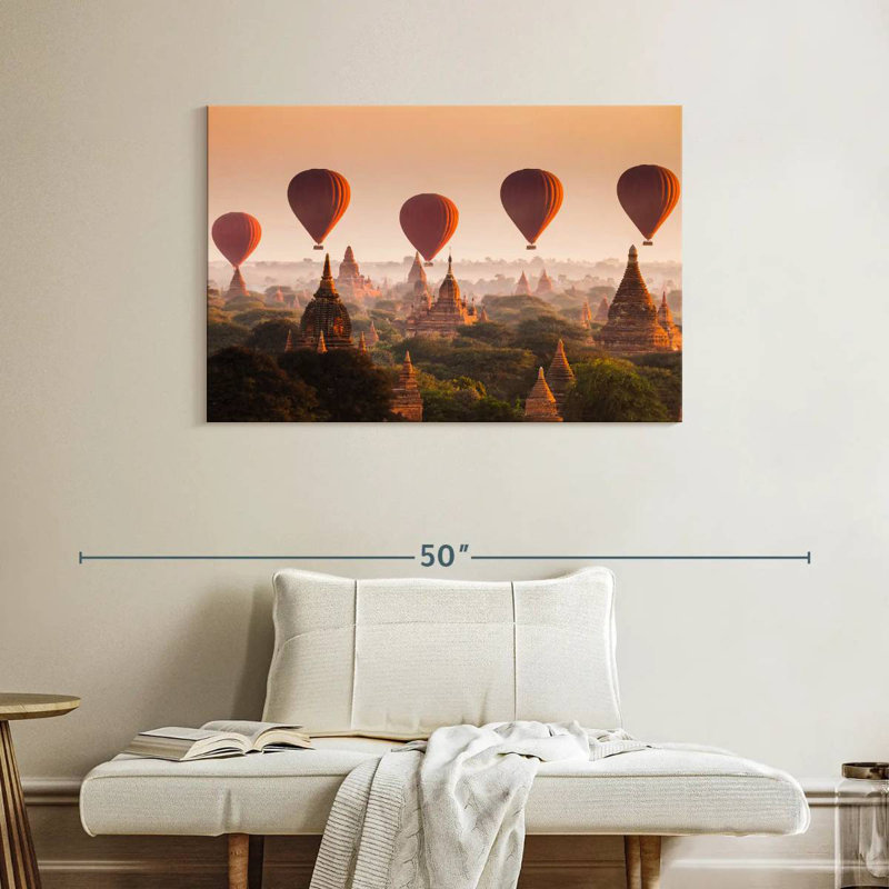 Ballons Mehar au-dessus des tempes de Bagan, H 26 po x l 39 po