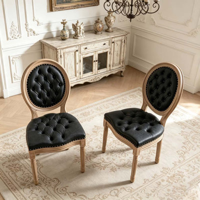 Chaise en bois massif