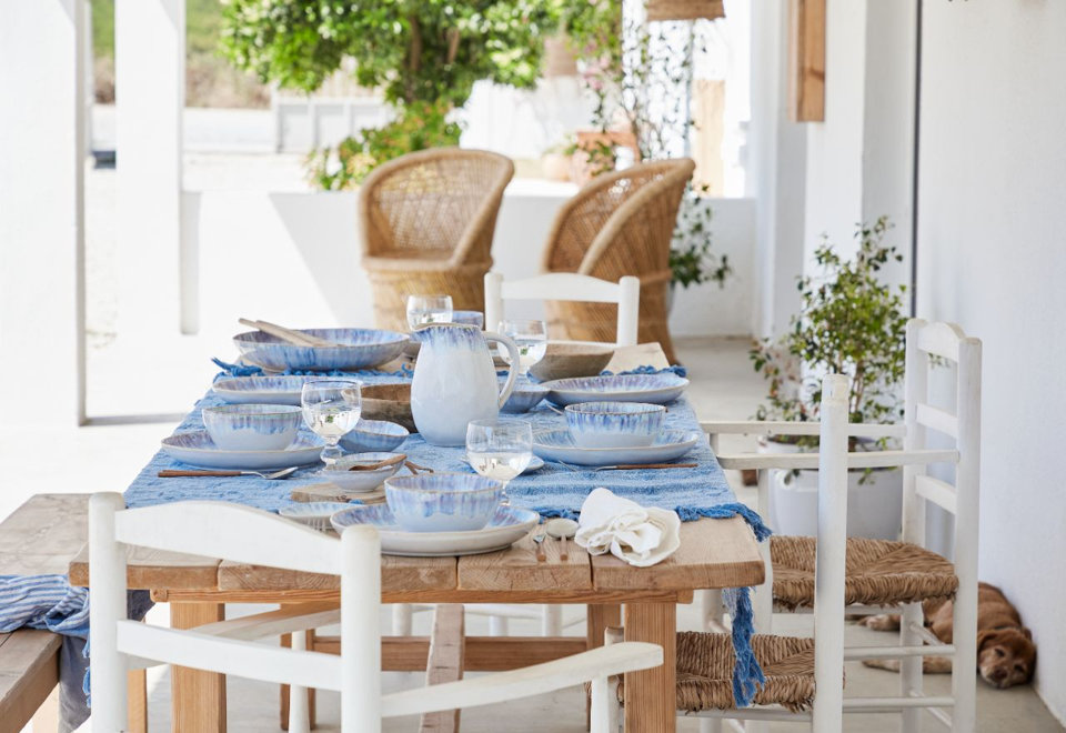 The Brisa Collection