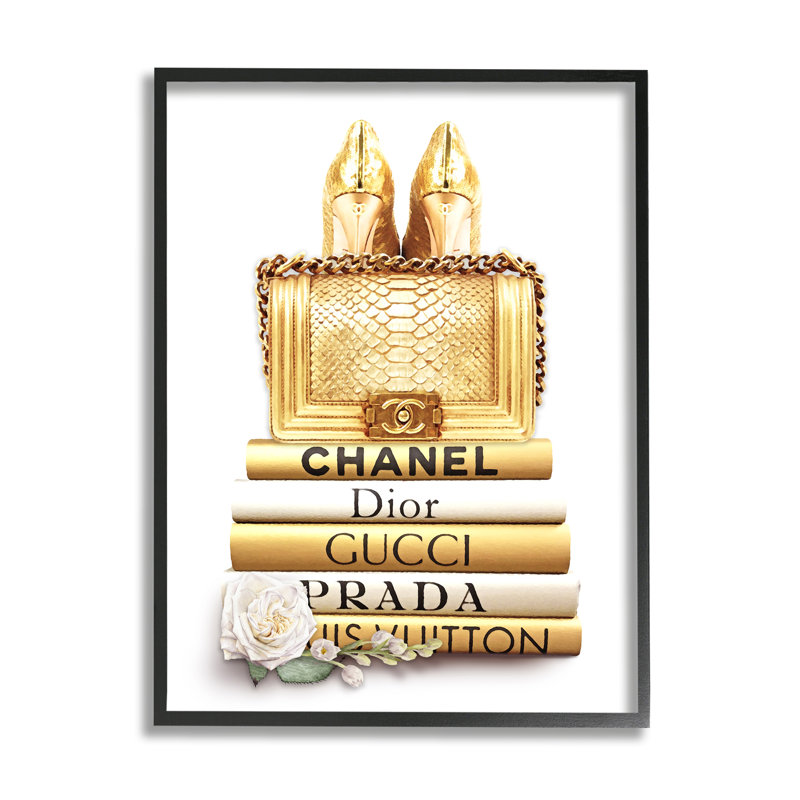 «Divine Golden Fashion Purse» par Glam Designer, H 20 po x l 16 po, Giclée encadrée noir minuit