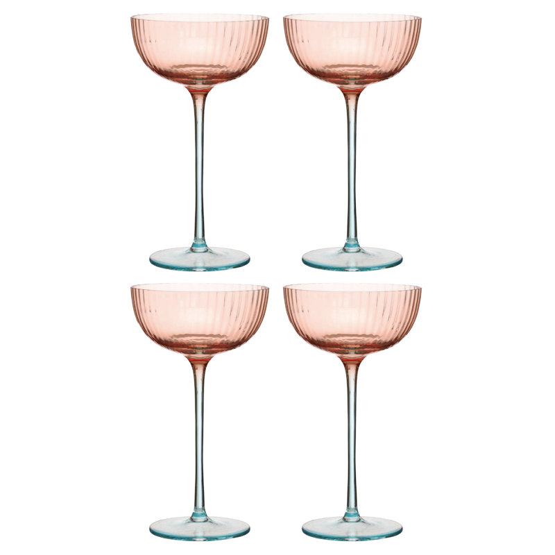 Verres coupés à deux tons