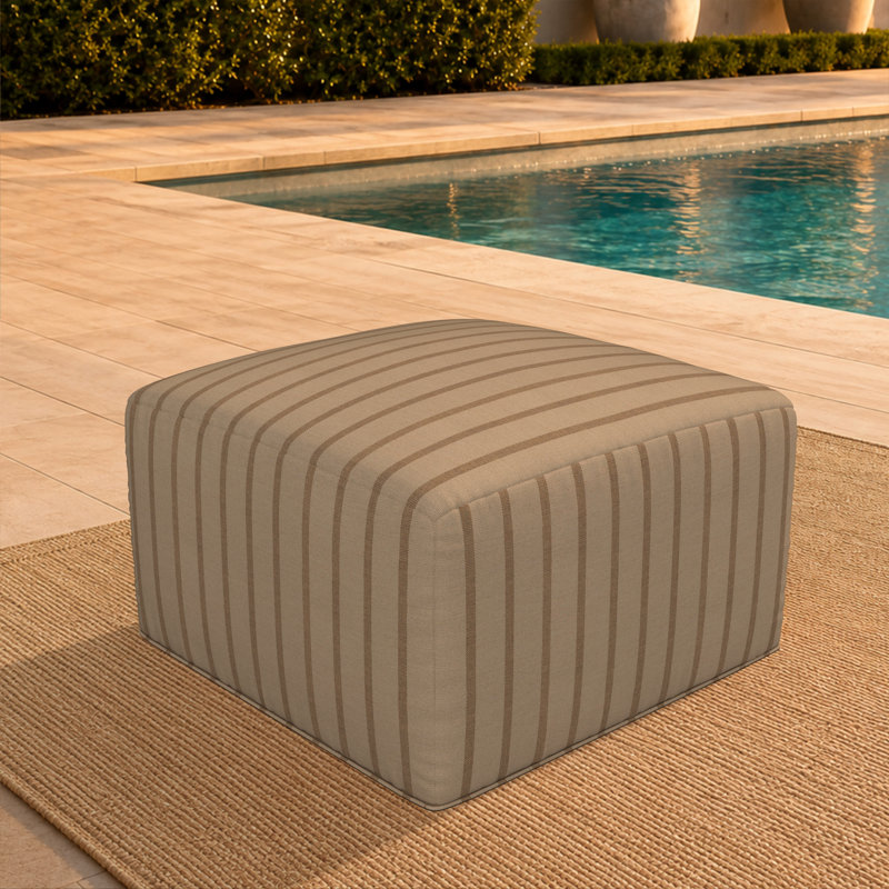 Repose-pieds extérieur Praia Sunbrella®, H 16 po x l 29 po x P 29 po, Détendez-vous en bois flotté rayé Sunbrella®