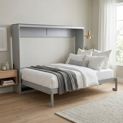 Grand lit escamotable, conception pliante peu encombrante, bois, panneau géométrique, moderne et contemporain, pièce multifonctionnelle