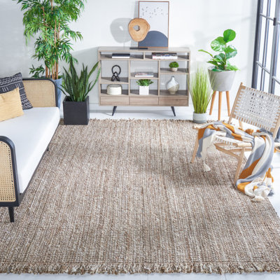 Simra Handmade Handwoven Jute/Sisal Area Rug in Brown/Beige