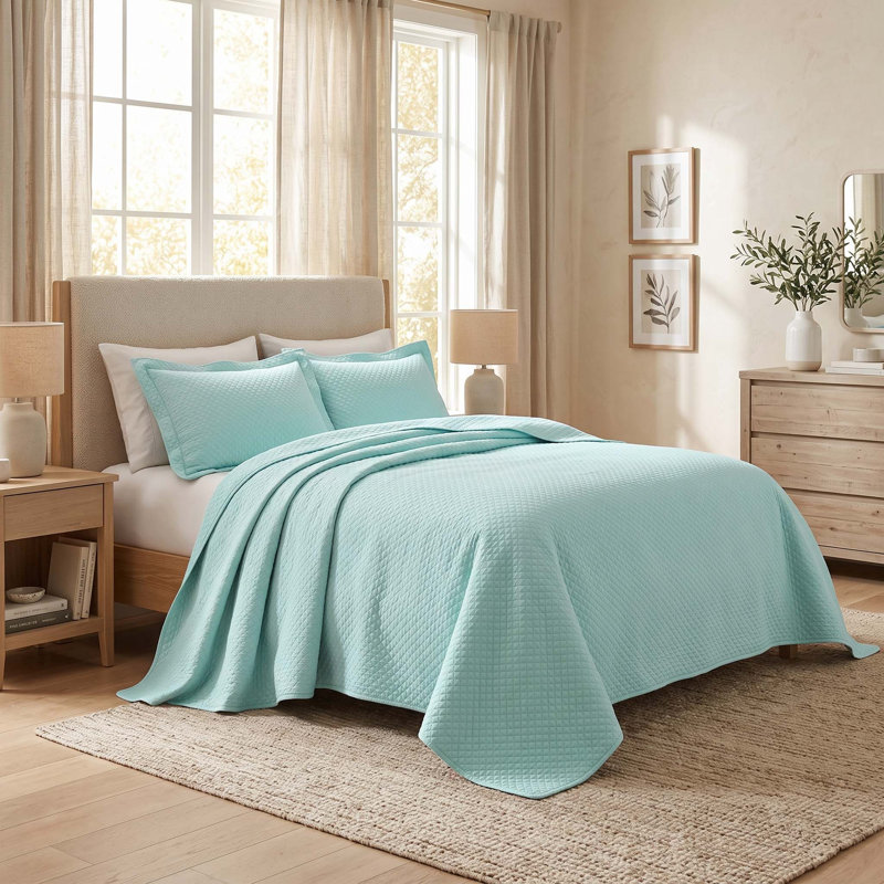 Superior Solitaire Waffled Matelassé Bedspread Set with Shams, Full Bedspread + Shams, Aqua