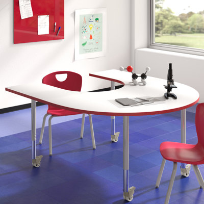 Berries® Horseshoe Activity Tables