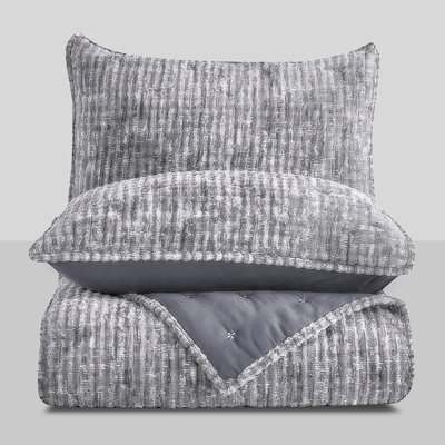Wonderful Luxury Milky Velvet Quilt Set