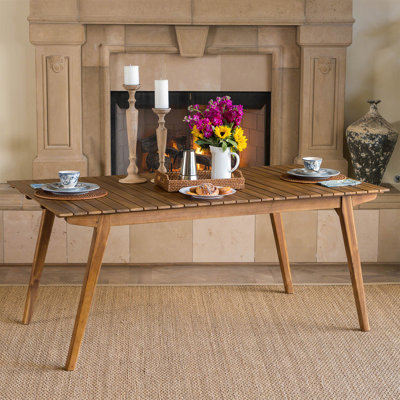 Table de salle à manger d'extérieur en bois massif de 69 po (table incluse seulement)