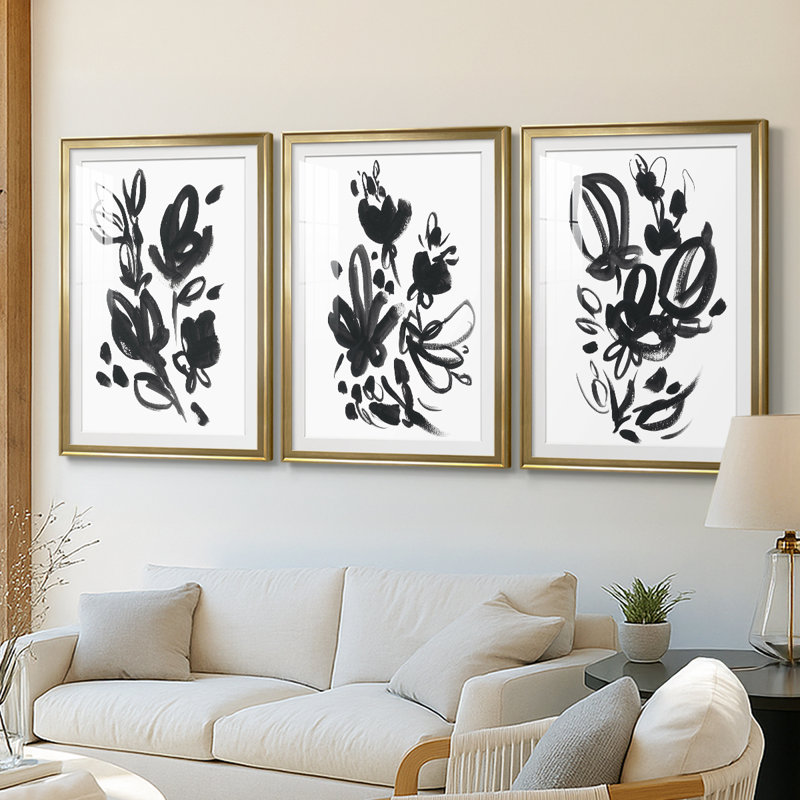 Cameo Bloom I - reproduction sur mesure encadrée de qualité supérieure - 3 pièces, H 15 po x l 19 po, Doré