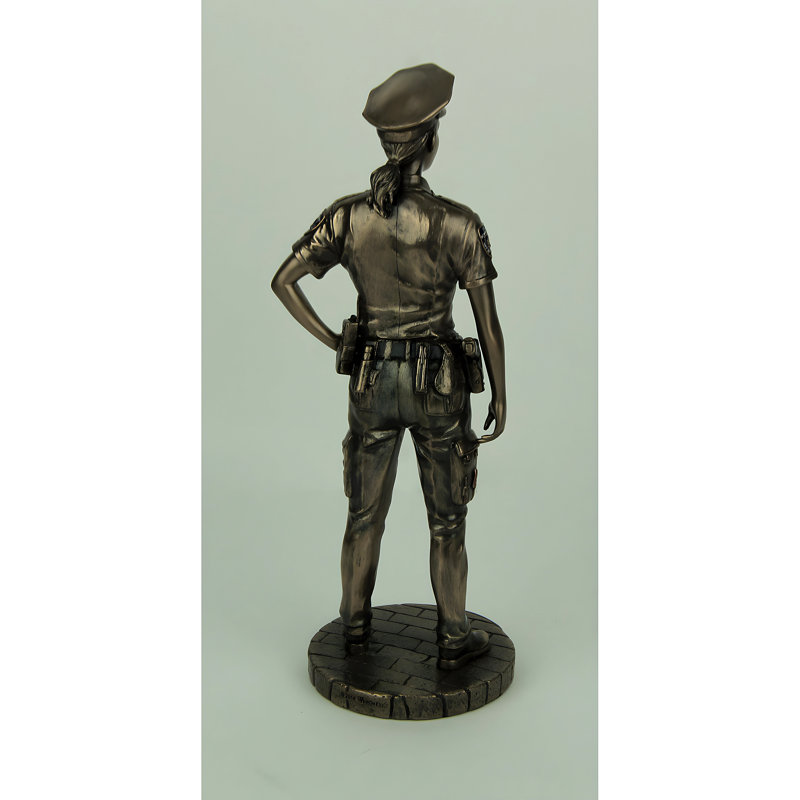 Statue hommage à une policière en résine bronze coulée à froid, 28,5 cm de hauteur