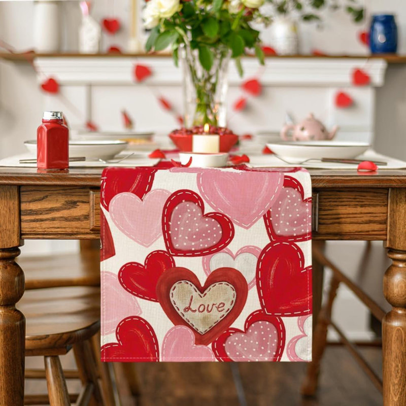 Chemin de table Love Heart, décoration de table de salle à manger pour la fête de la Saint-Valentin