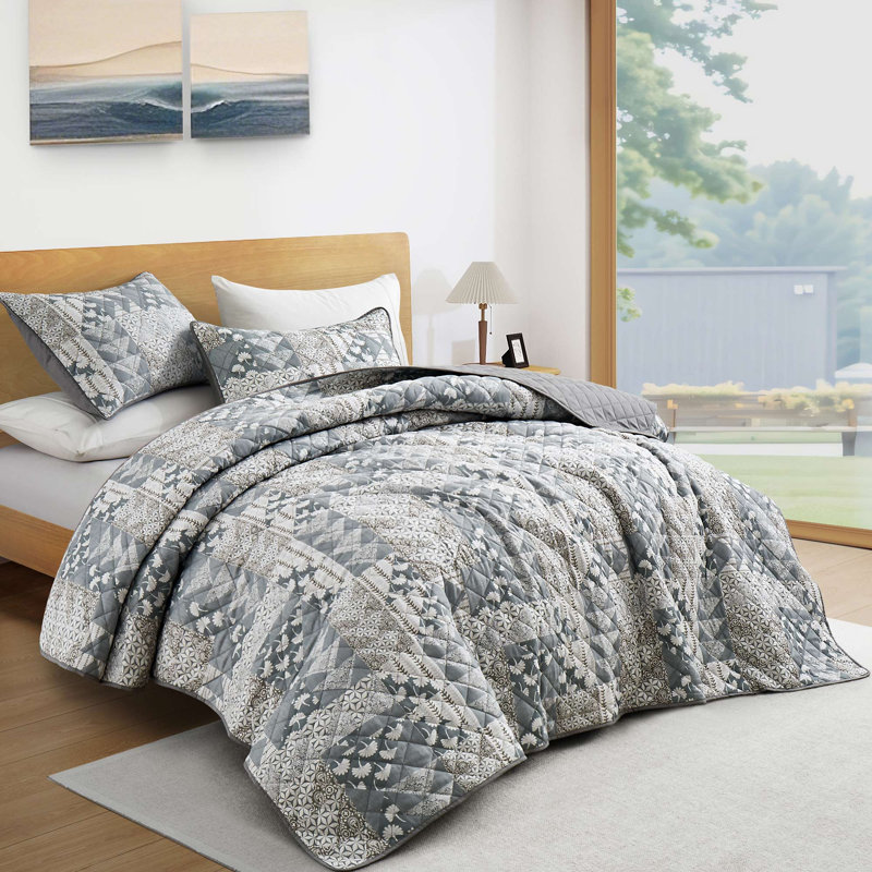 Modern Floral Geometric Quilt Set, 3-Piece Reversible Coverlet and Pillow Shams, Patina Floral