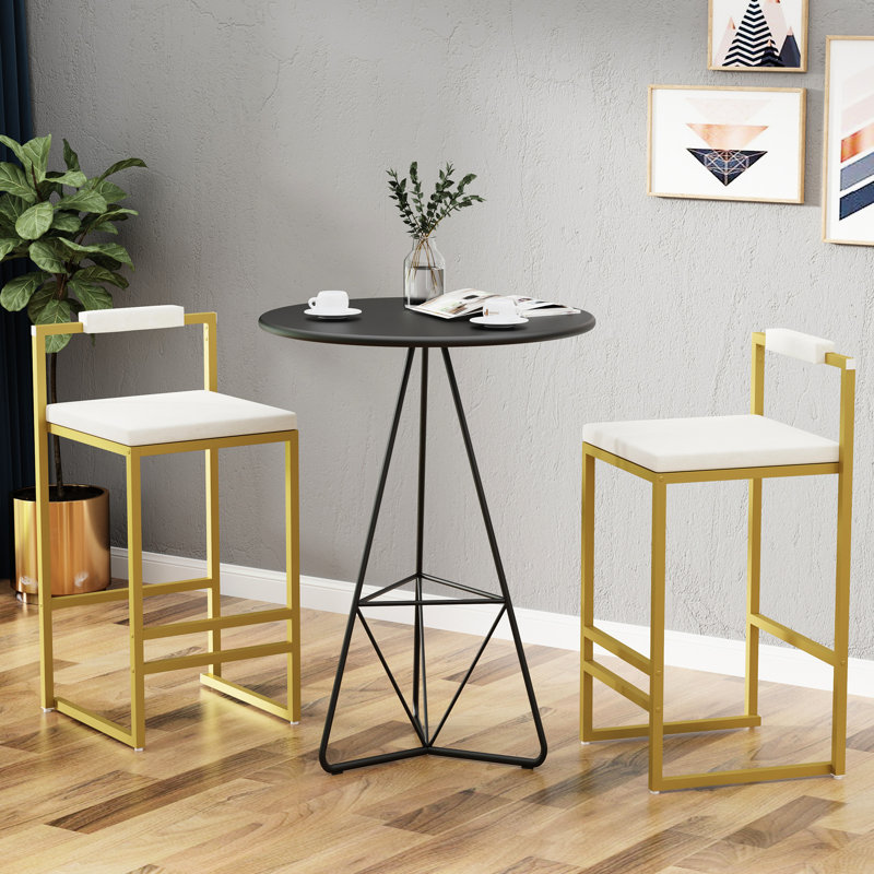 Tabourets de bar rembourrés de 2 en blanc crème et doré, à dossier bas, adaptables à plusieurs espaces pour les espaces de vie modernes à l'intérieur, sièges en velours à base dorée avec repose-pieds confort