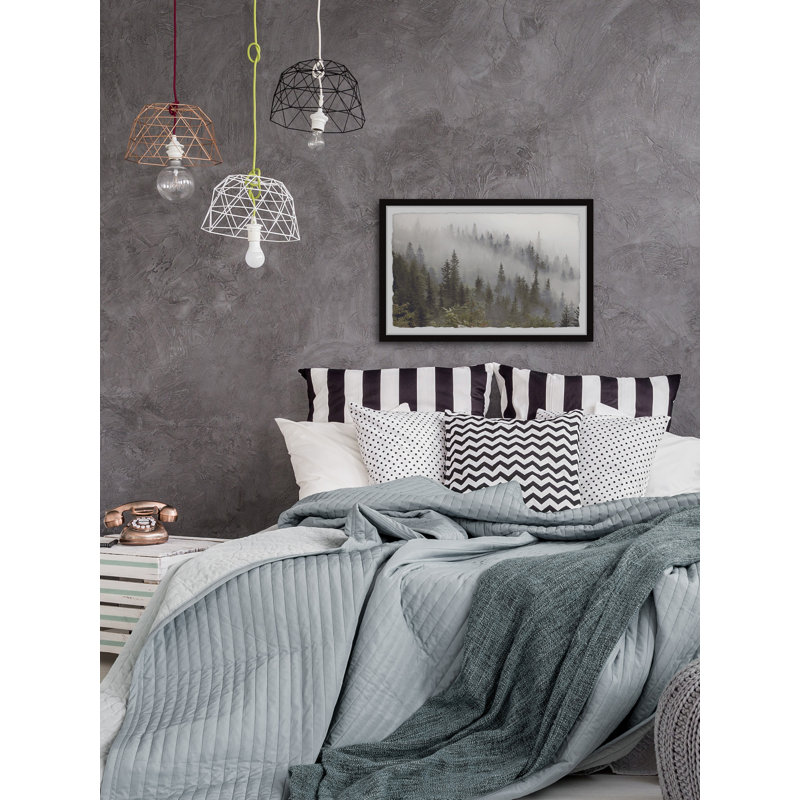 Misty Mountain - peinture sur toile, L 45 po x H 30 po x P 1,5 po, Papier encadré avec coin encadré, Blanc