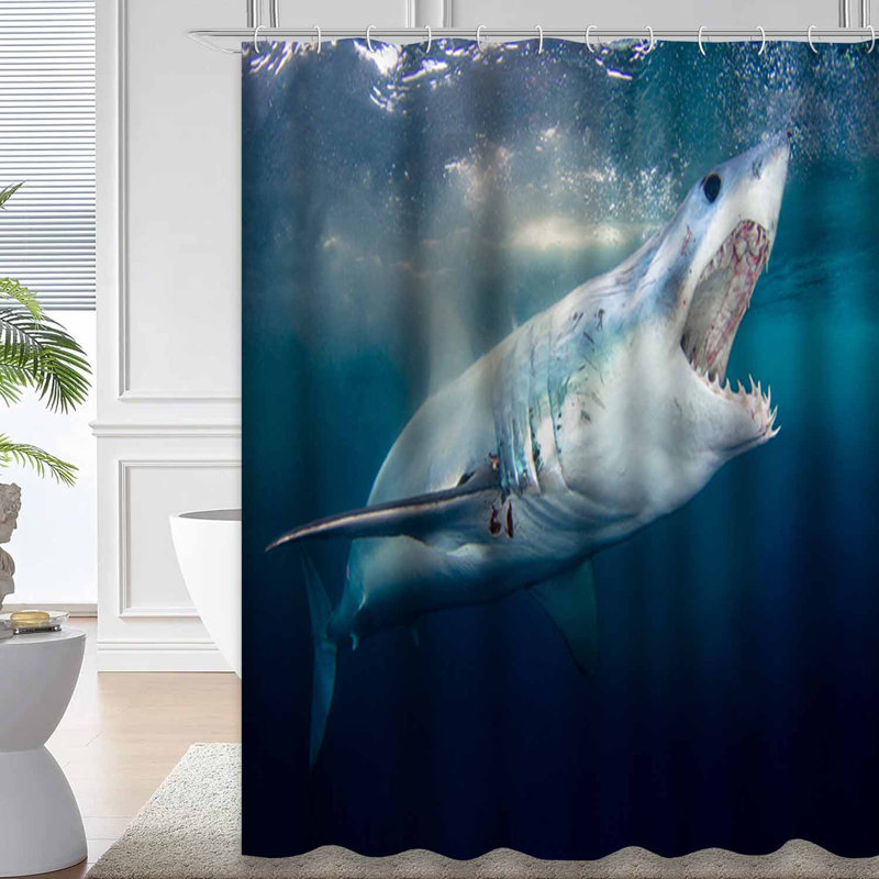 Rideau de douche Shark Mouth, L 72 po x l 84 po