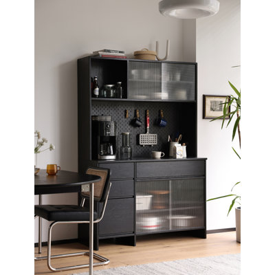 Armoire scandinave simple en chêne