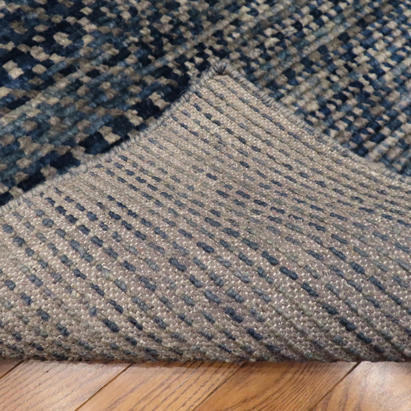 Mystique Hand Knotted Wool Area Rug, Rectangle 4' x 6'