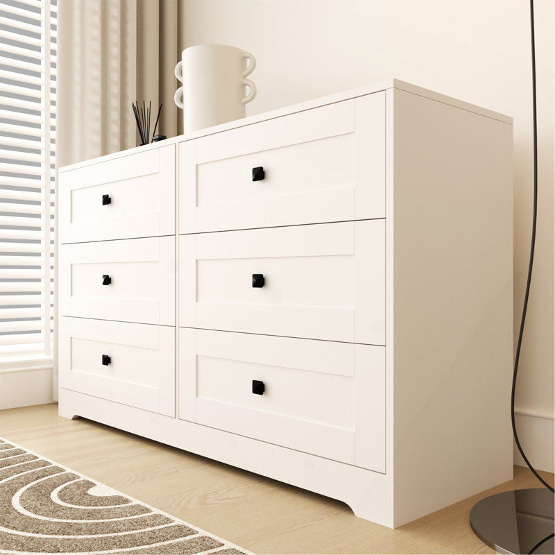 Commode à 6 tiroirs de couleur blanche
