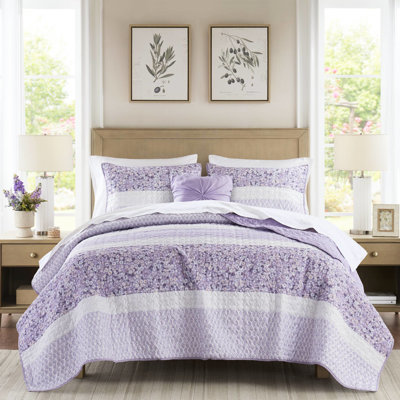 King/ King Seersucker Quilt , Throw, Printed Microfiber Quilt, Three Floral Patterns, Gathered Pillow, Machine Washable 4 Pcs - Style, 2 Shams, 1 Throw Filling