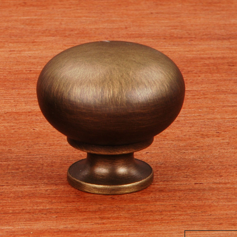 Poignée globe Globe CK Series, H 1,25 po x l 1,25 po x P 1,19 po, Antique English