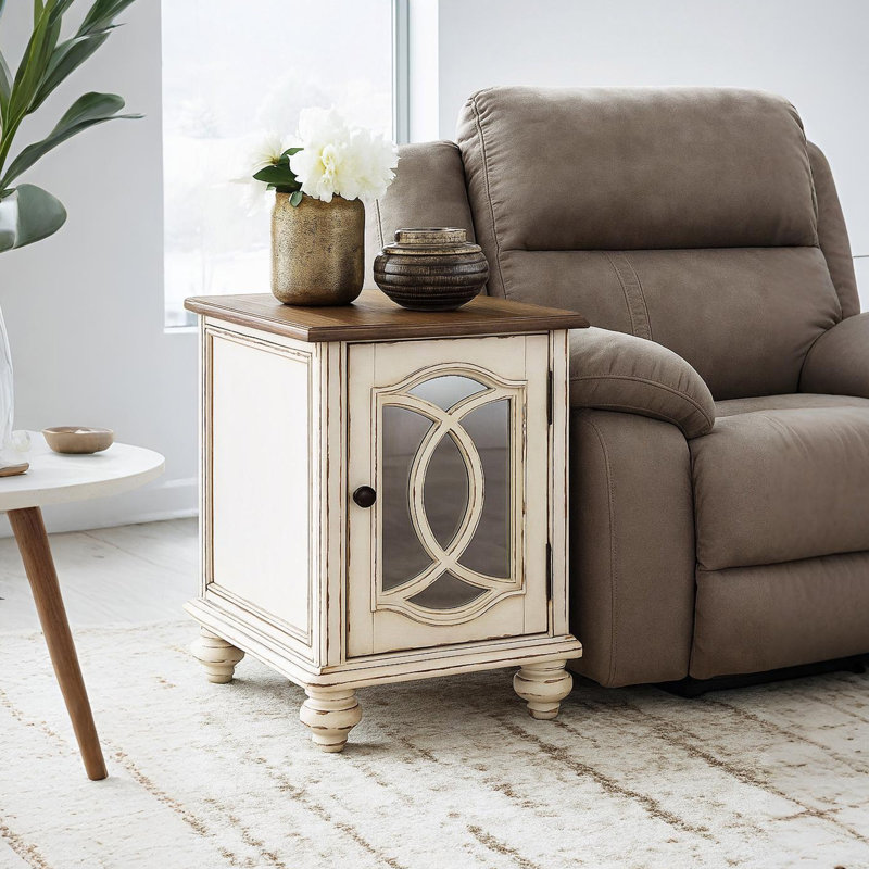 Heraldas End Table