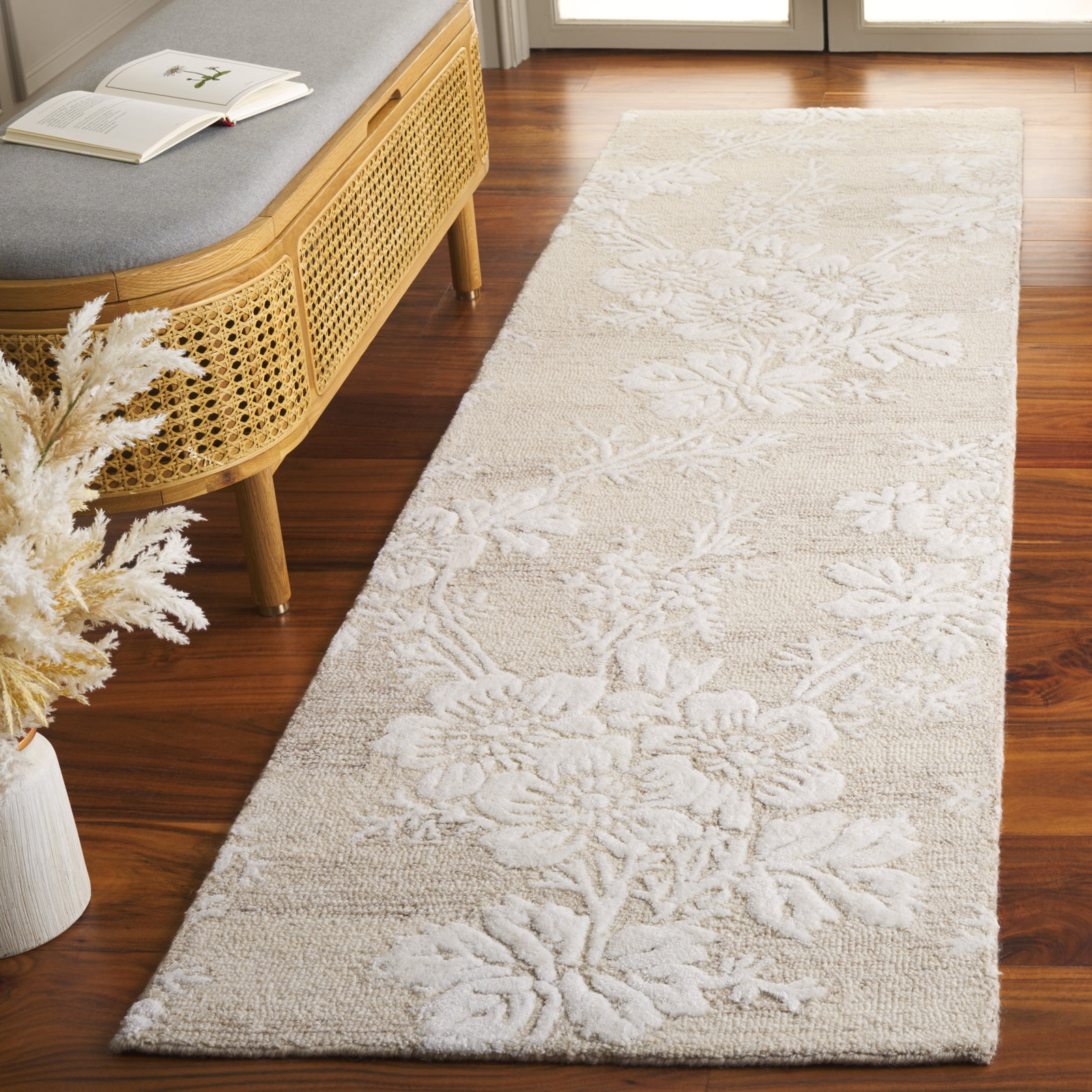 Hand-Tufted Wool Floral Rug, Runner 2'3" x 8'